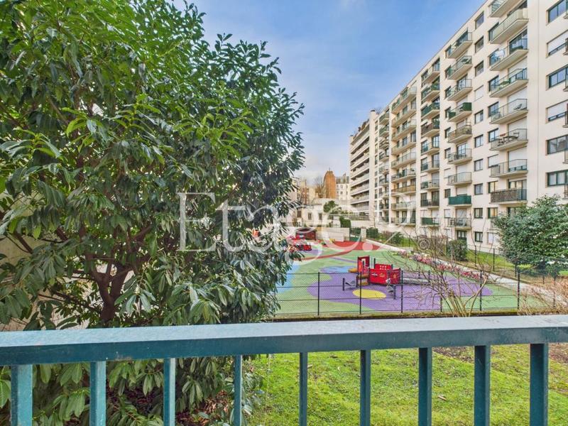 Appartement - 99 m² - 5 pièces