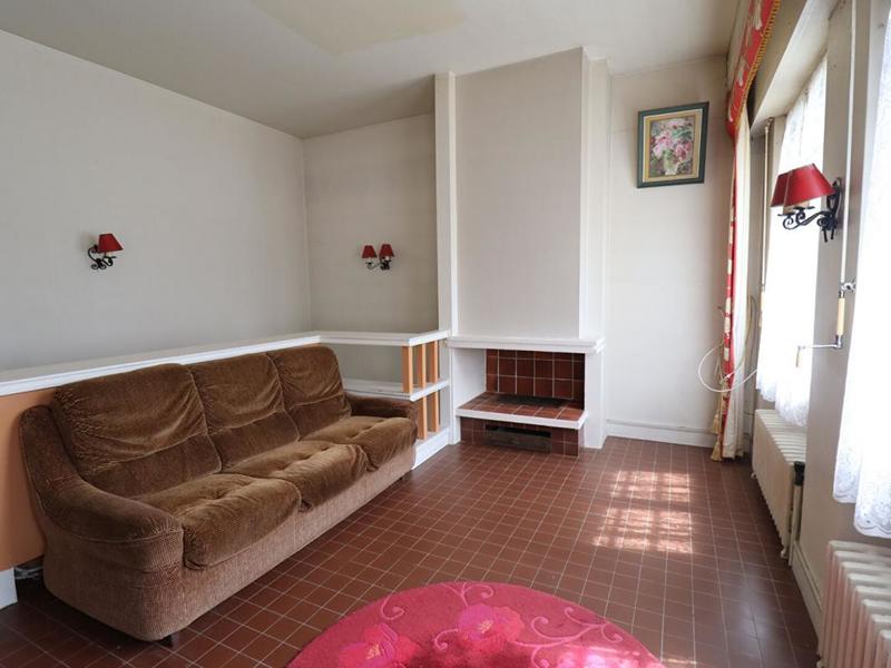 Maison - 230 m² - 11 pièces