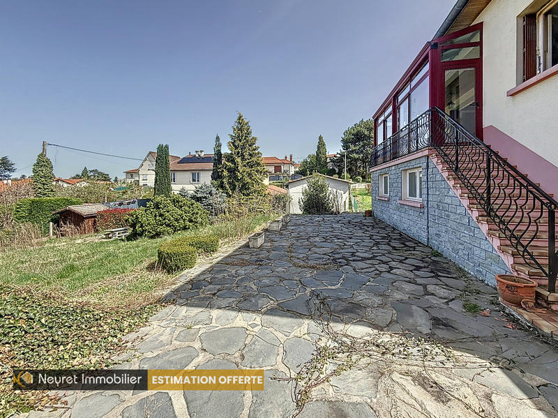 Maison - 140 m² - 6 pièces