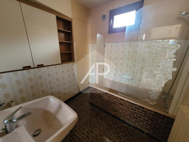 Maison ancienne - 267 m² - 10 pièces