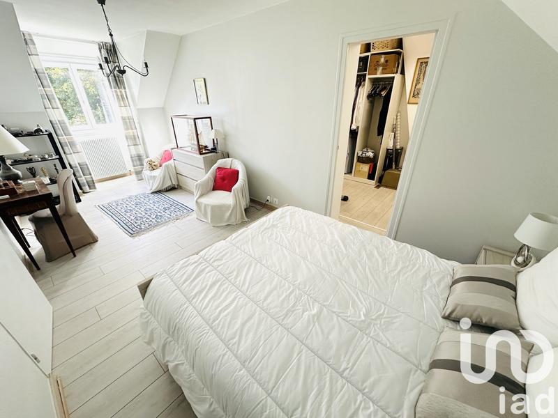 Maison - 160 m² - 8 pièces