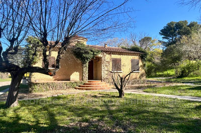 Maison - 70 m² - 4 pièces