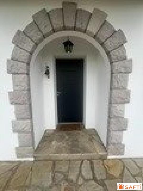 Villa - 200 m² - 6 pièces