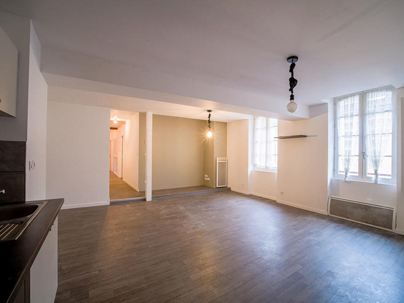 Appartement - 87 m² - 4 pièces