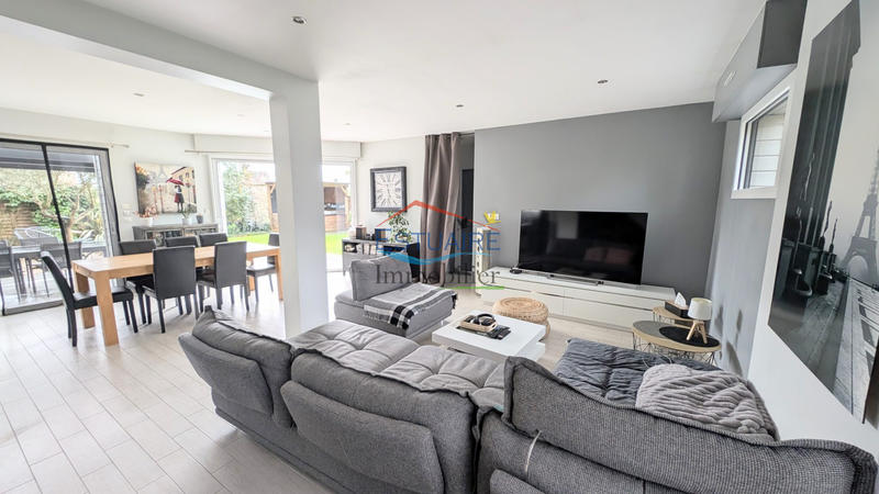 Maison contemporaine - 134 m² - 5 pièces