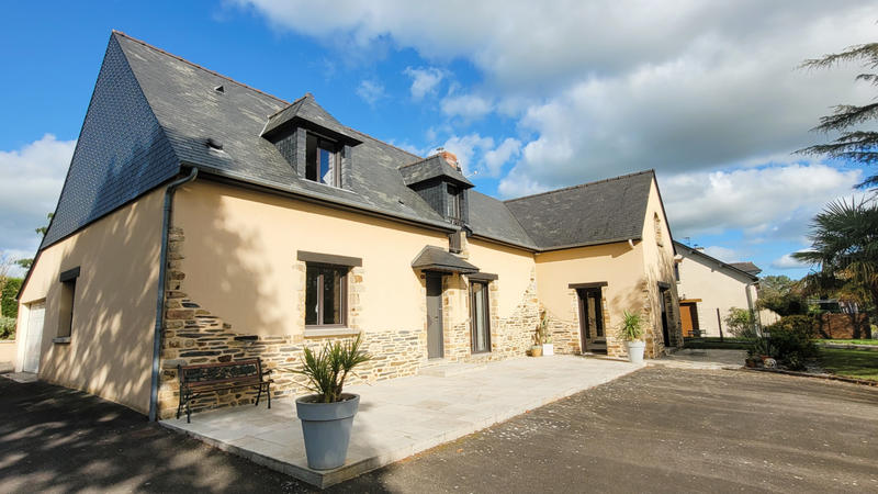 Maison - 160 m² - 7 pièces