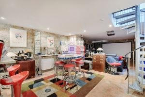 Maison - 161 m² - 5 pièces