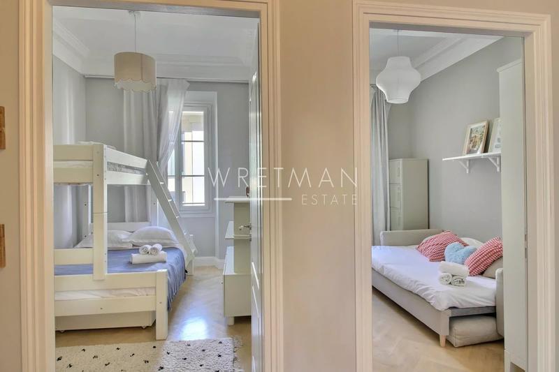 Appartement - 112 m² - 4 pièces