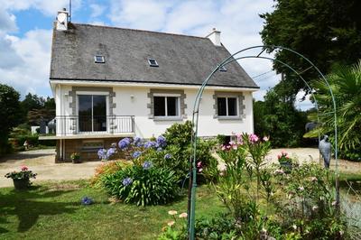 Maison - 153 m² - 8 pièces