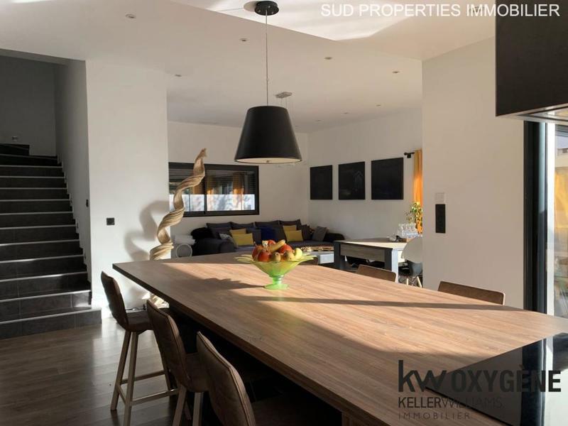 Maison - 151 m² - 5 pièces