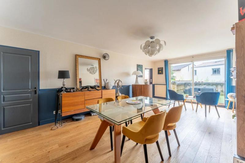 Maison - 160 m² - 6 pièces