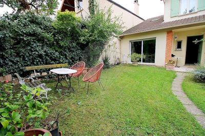 Maison - 140 m² - 7 pièces