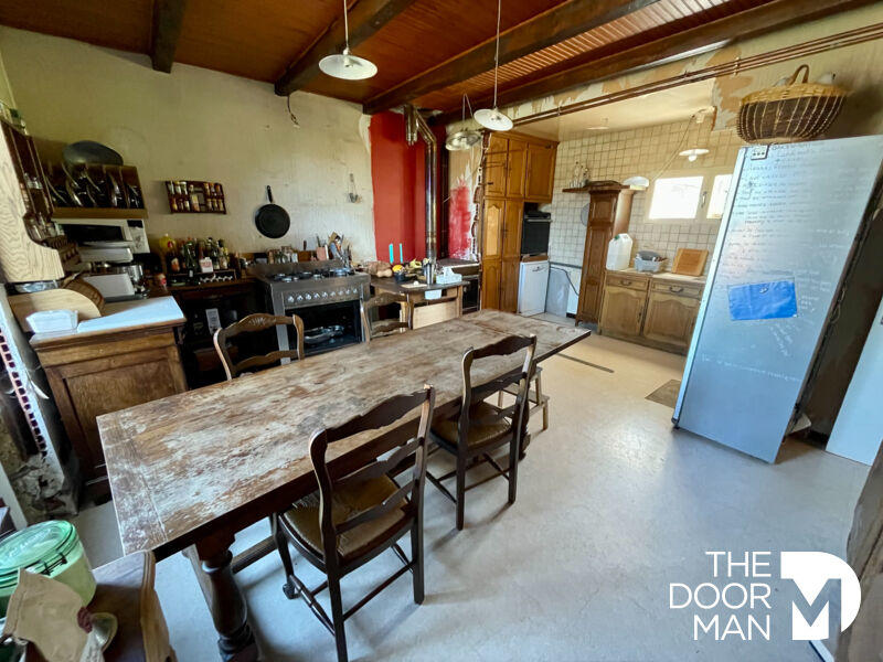 Corps de ferme - 218 m² - 7 pièces