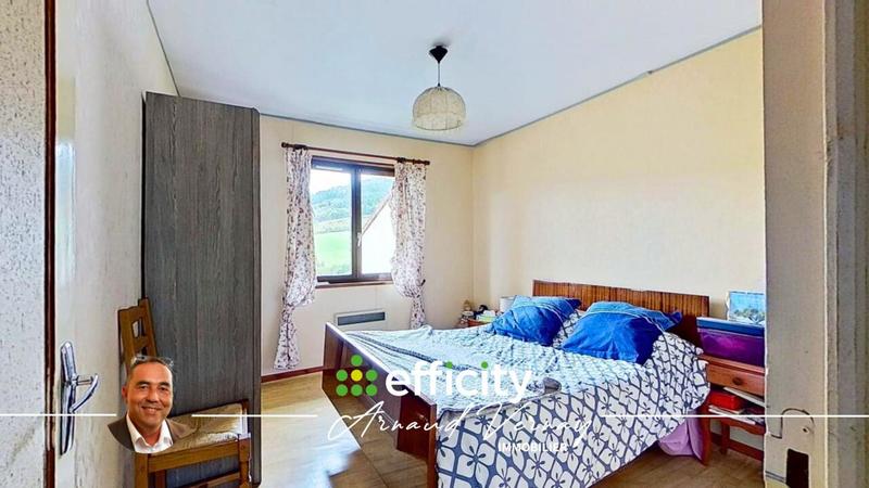 Maison - 80 m² - 5 pièces