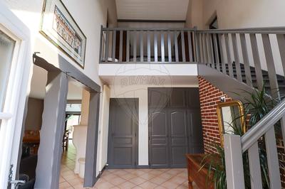 Maison - 200 m² - 7 pièces