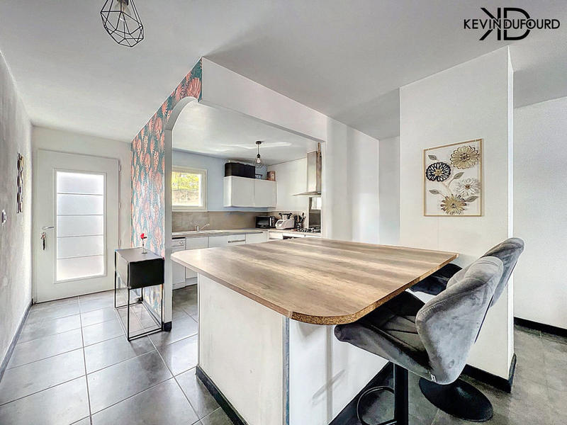 Maison - 110 m² - 5 pièces