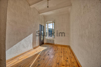 Maison - 85 m² - 5 pièces