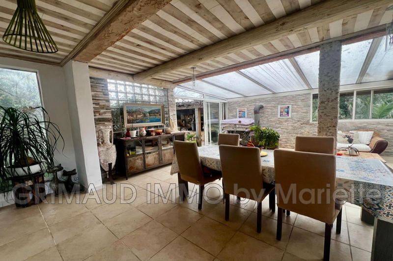 Maison - 170 m² - 7 pièces