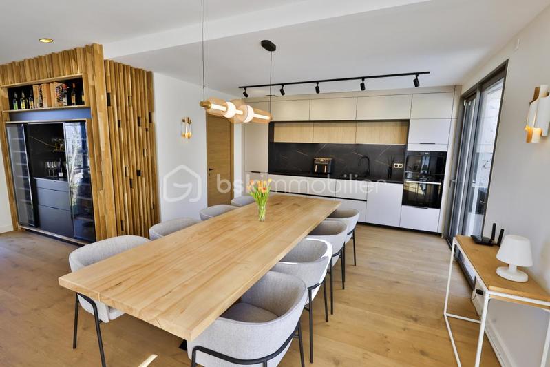 Maison - 153 m² - 6 pièces