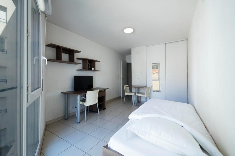 Studio - 18 m² - 1 pièce