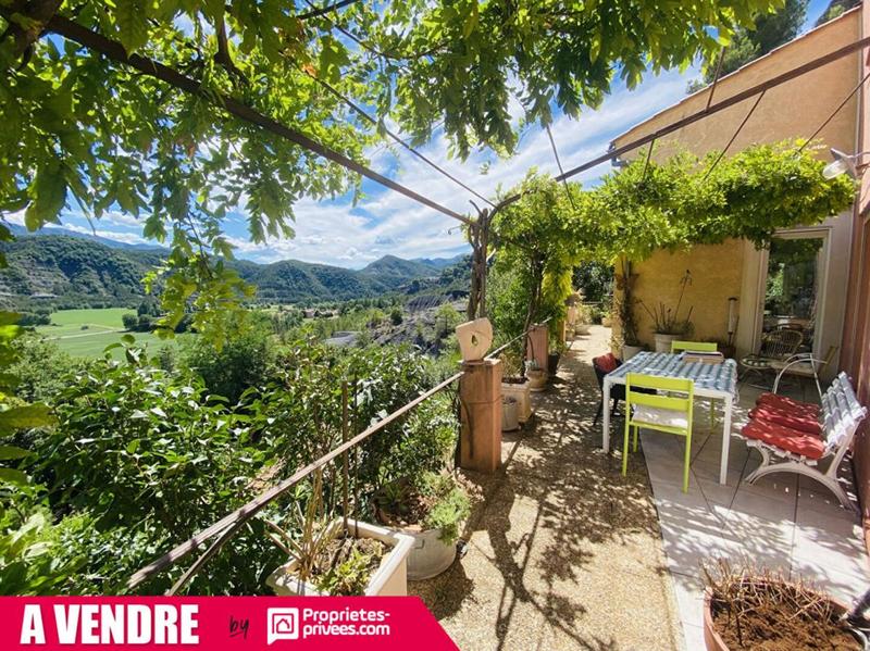 Maison - 182 m² - 5 pièces