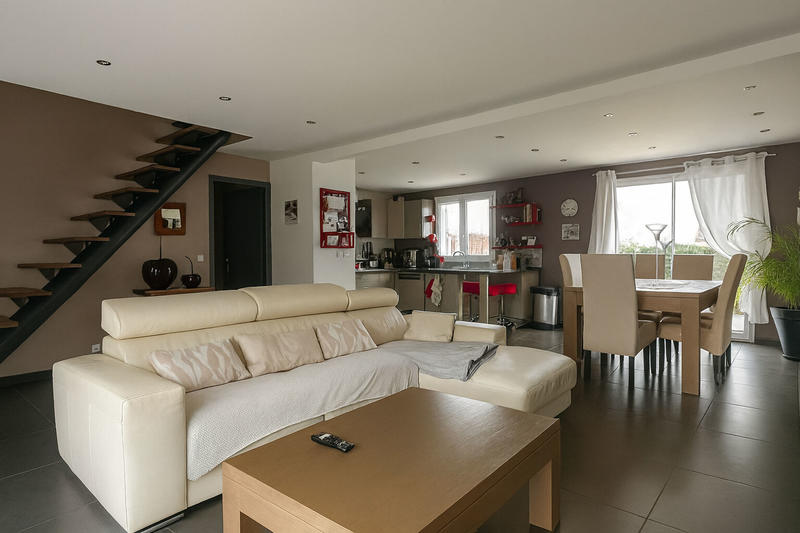 Maison - 153 m² - 6 pièces