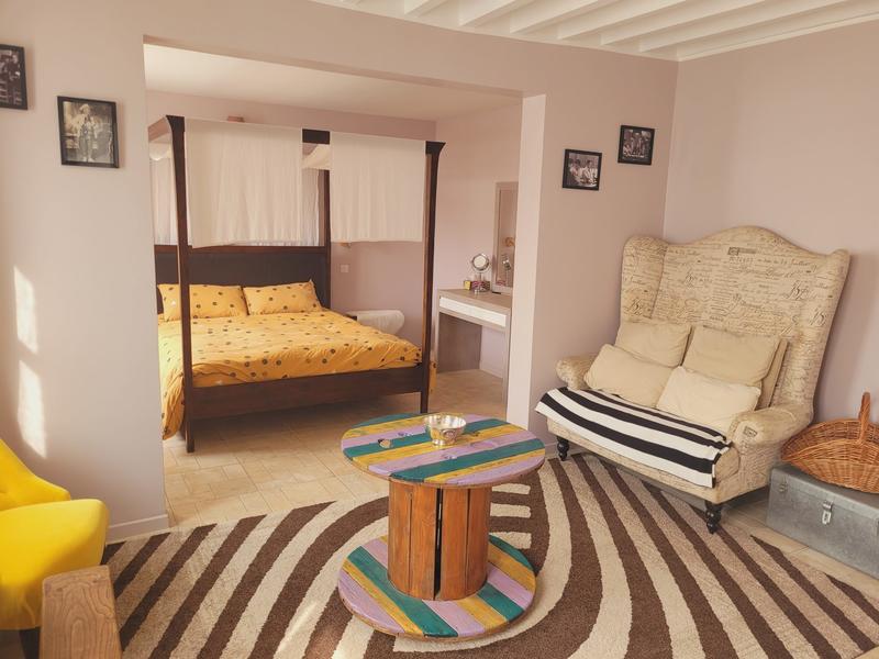 Maison ancienne - 280 m² - 8 pièces