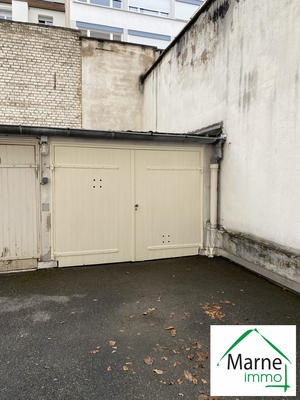 Parking / Garage - 14 m²