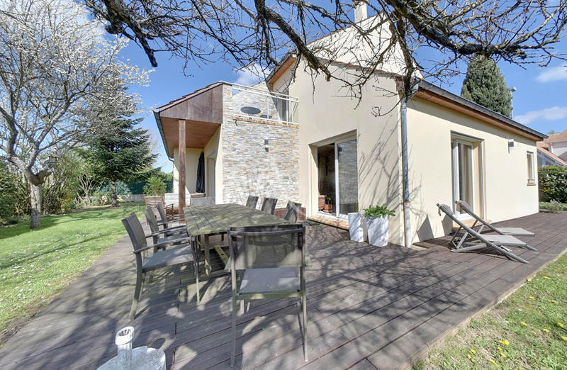 Maison - 185 m² - 6 pièces
