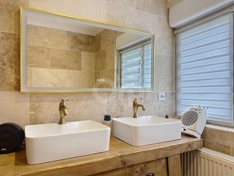 Maison - 126 m² - 6 pièces