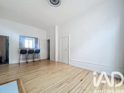 Appartement - 65 m² - 4 pièces