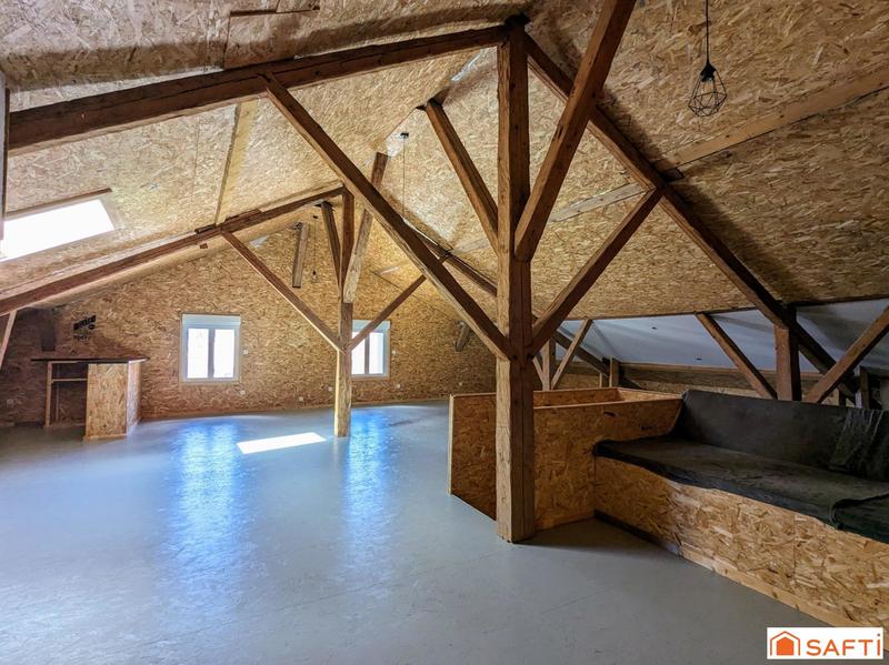 Maison de village - 190 m² - 7 pièces