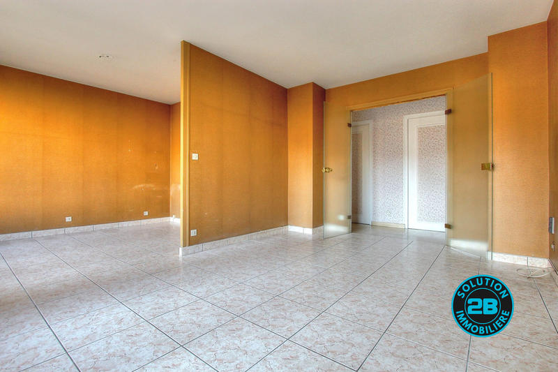 Appartement - 94 m² - 4 pièces