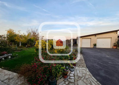 Maison - 140 m² - 6 pièces