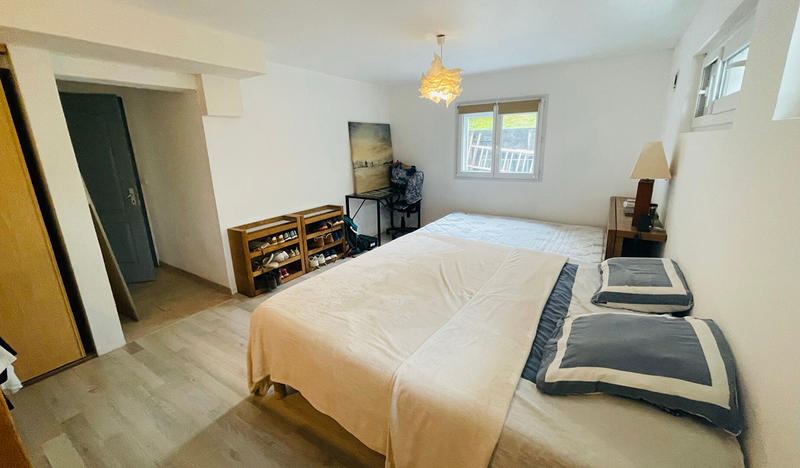 Maison - 250 m² - 7 pièces