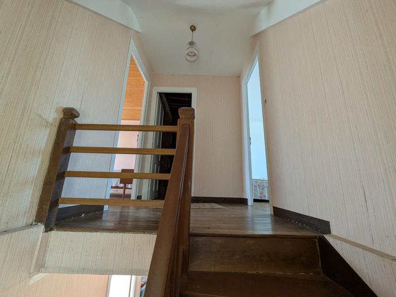 Maison - 140 m² - 9 pièces