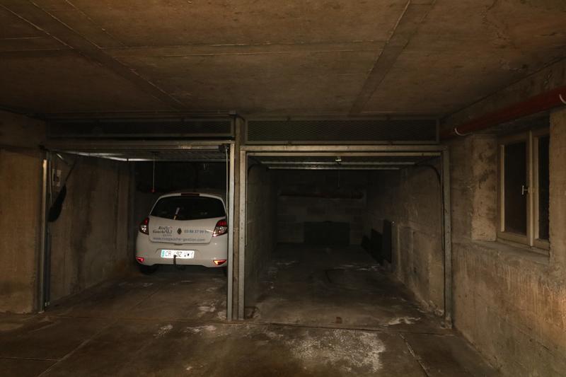 Parking / Garage - 12 m²