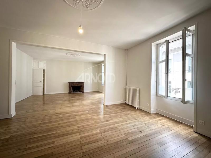 Maison - 193 m² - 7 pièces