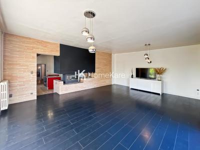 Maison - 327 m² - 7 pièces