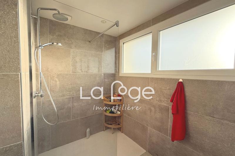 Appartement - 80 m² - 3 pièces