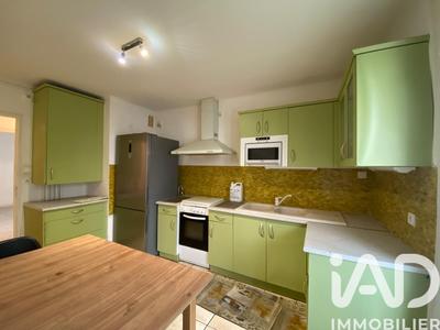 Appartement - 82 m² - 3 pièces