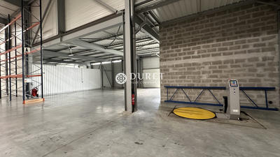 Local d'activités - 1 100 m²