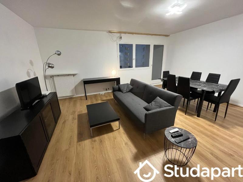 Chambre - 9 m² - 1 pièce