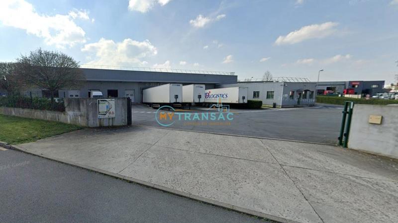 Local d'activités - 3 541 m²