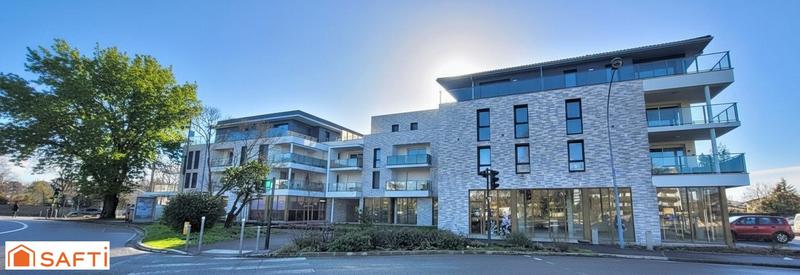 Appartement - 100 m² - 4 pièces