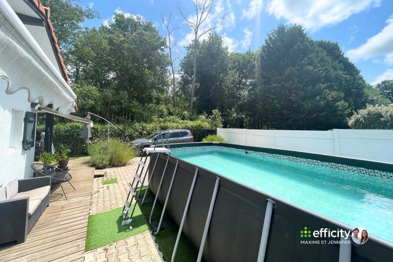 Maison - 92 m² - 5 pièces