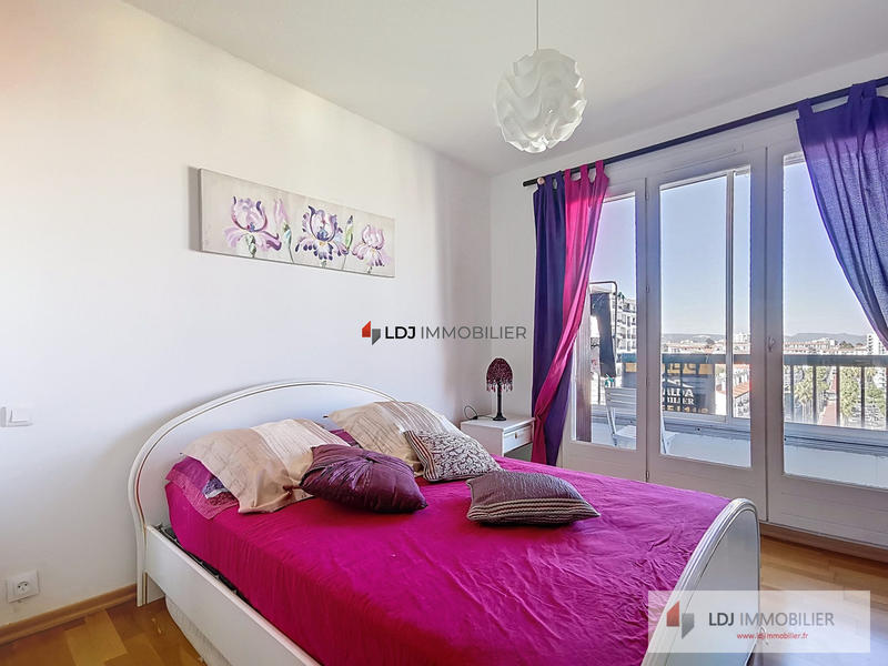 Appartement - 103 m² - 4 pièces