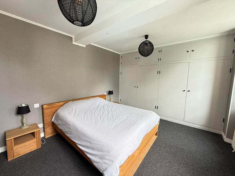 Maison - 270 m² - 8 pièces