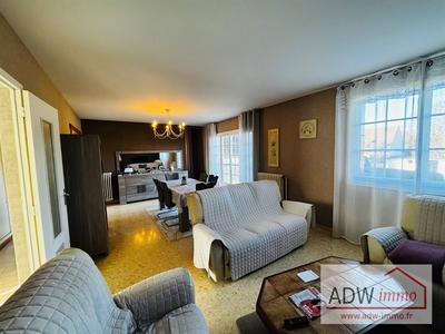 Maison - 90 m² - 3 pièces