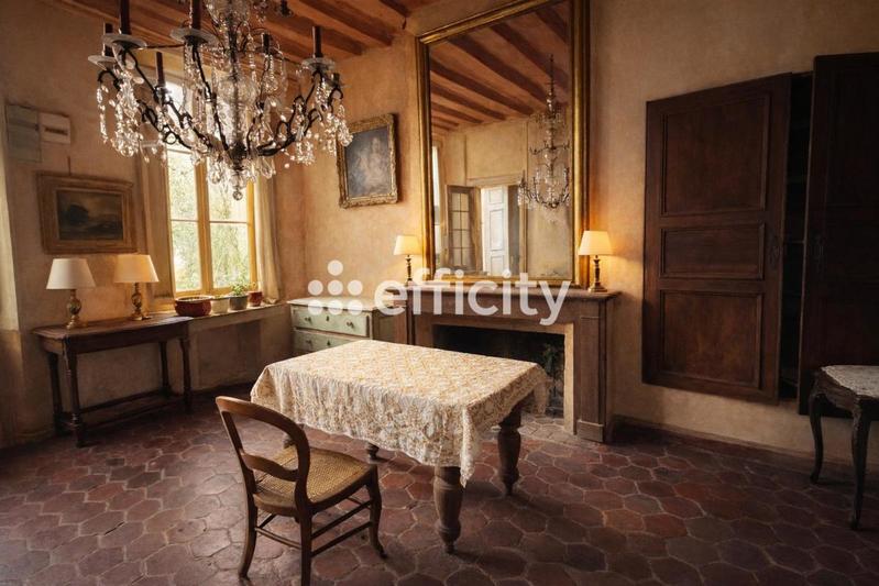 Maison - 200 m² - 8 pièces